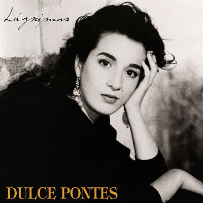 The cover of Lágrimas by Dulce Pontes