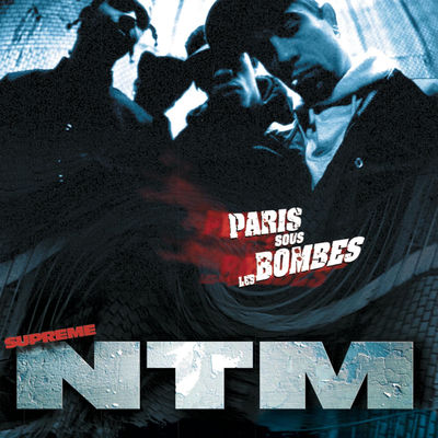 The cover of Paris sous les bombes by Suprême NTM