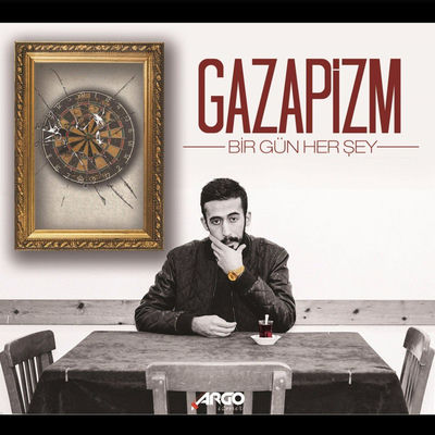 The cover of Bir Gün Her Şey by Gazapizm