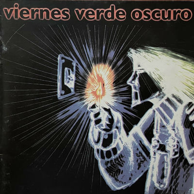 The cover of Oscuro by Viernes Verde