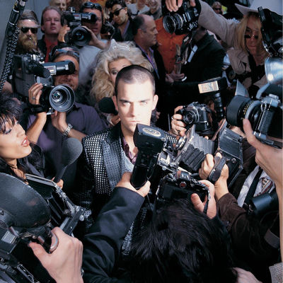 The cover of Life Thru A Lens by Robbie Williams