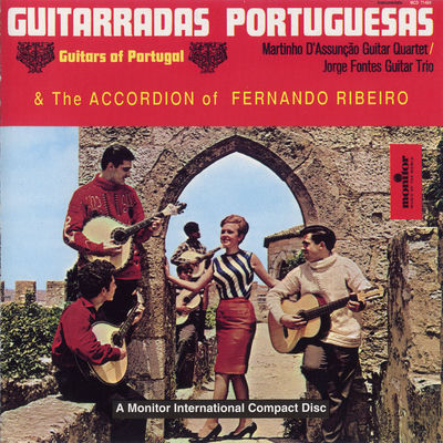 The cover of Guitarradas Portuguesas by Martinho d'Assunção
