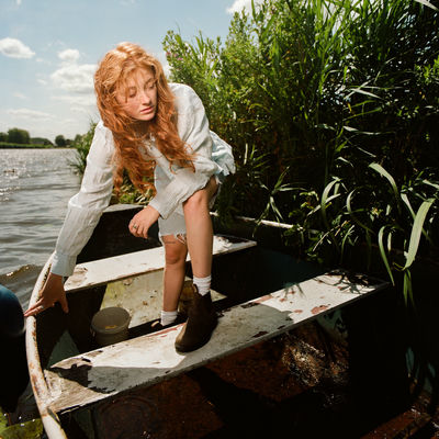 The cover of Noodzakelijk verdriet by Froukje