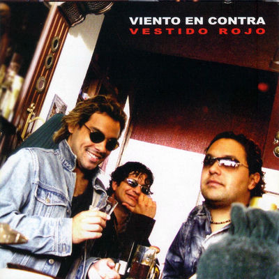 The cover of Vestido rojo by Viento en Contra