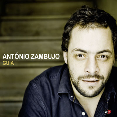 The cover of Guia by António Zambujo