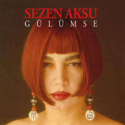 The cover of Gülümse by Sezen Aksu